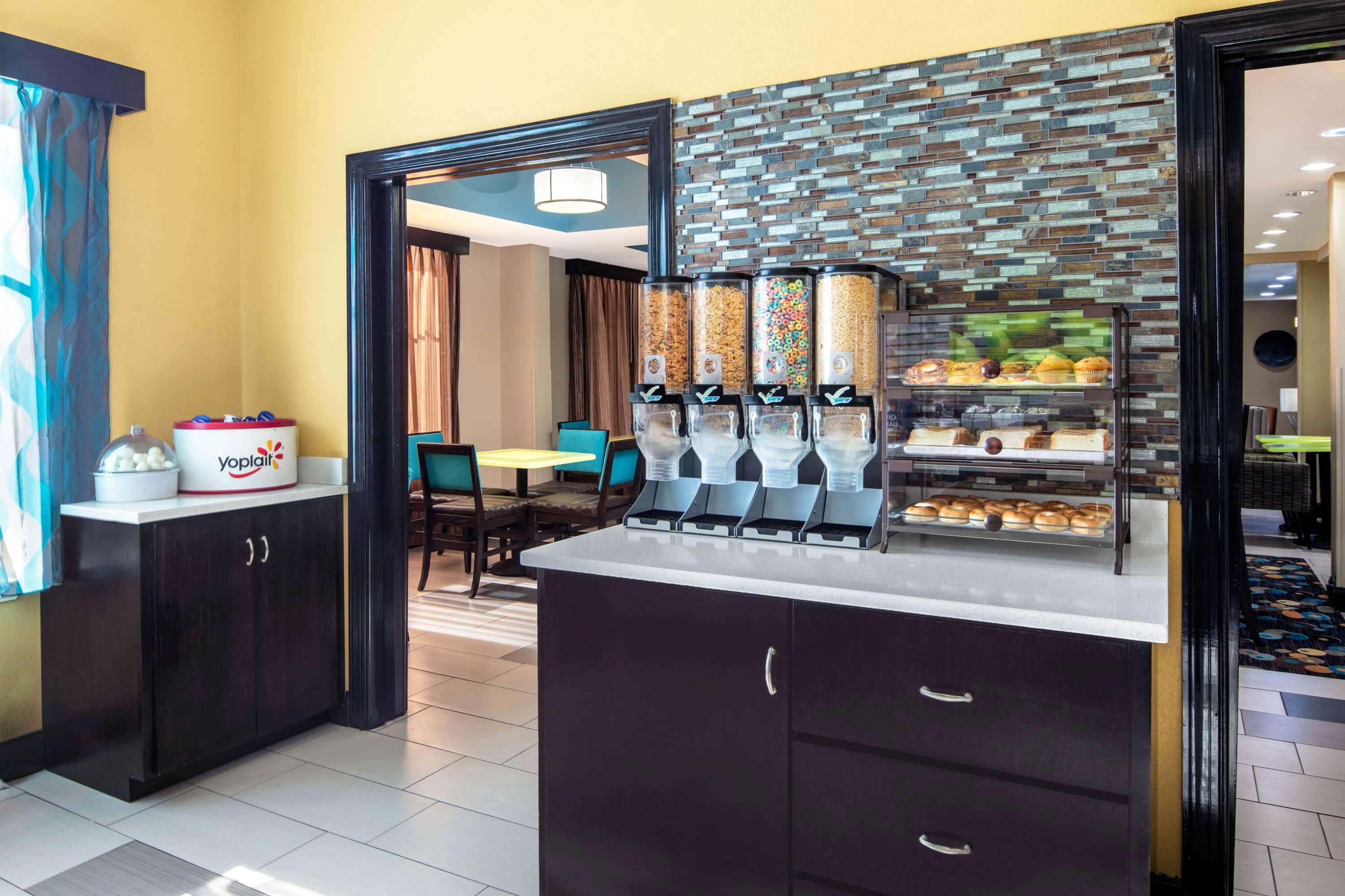 La Quinta By Wyndham Oxford - Anniston Ξενοδοχείο Εξωτερικό φωτογραφία