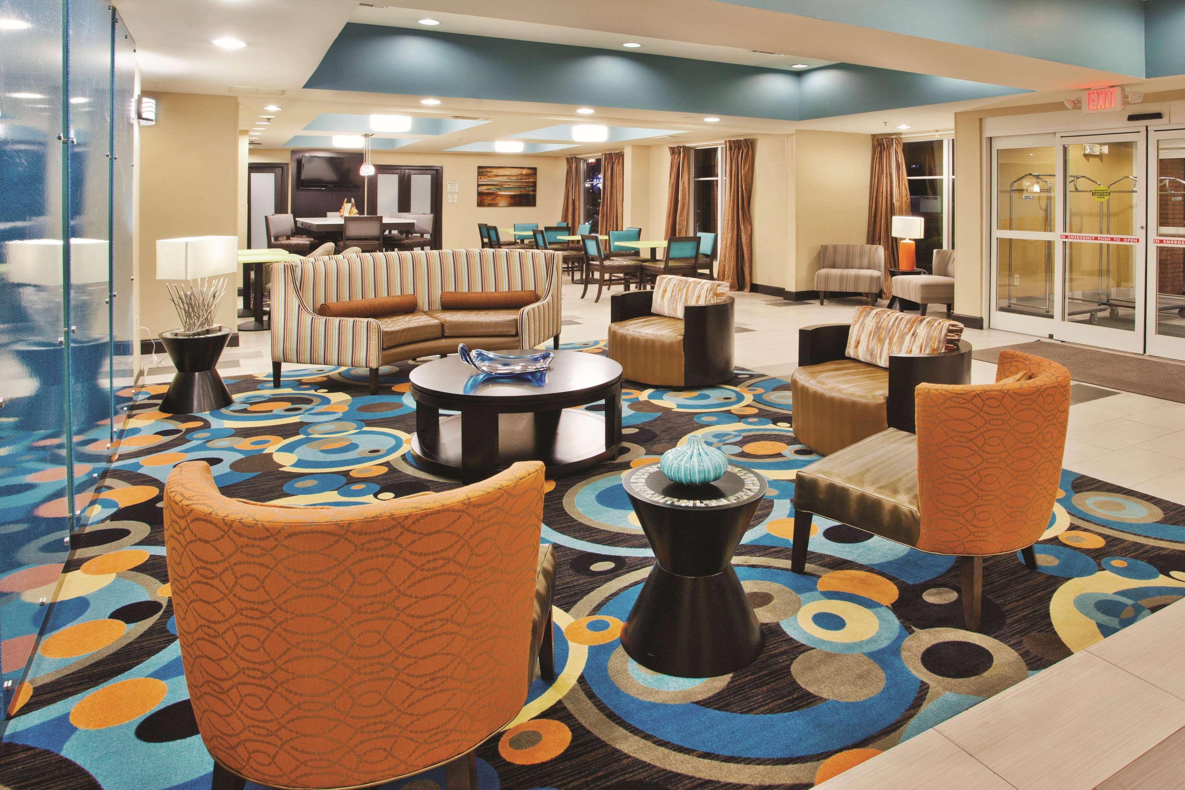 La Quinta By Wyndham Oxford - Anniston Ξενοδοχείο Εξωτερικό φωτογραφία