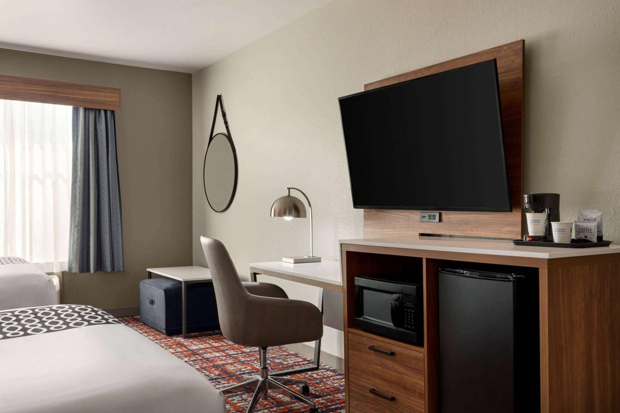 La Quinta By Wyndham Oxford - Anniston Ξενοδοχείο Εξωτερικό φωτογραφία